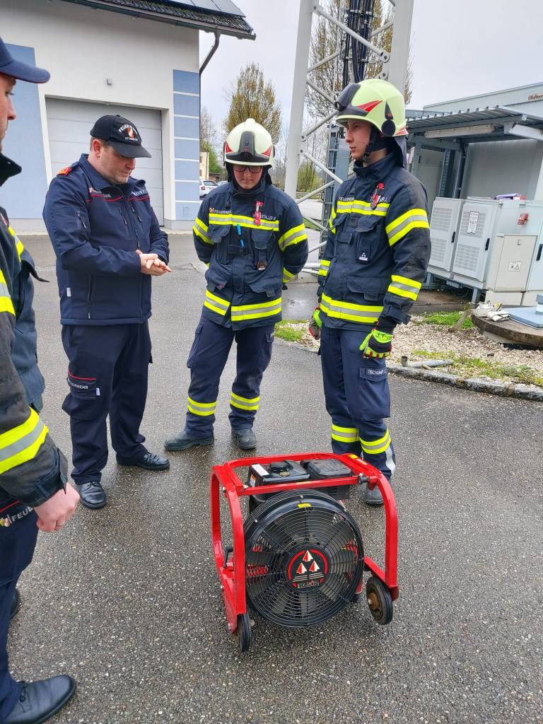 14.04.2023 Neue Truppführer für die FF – Moosbach