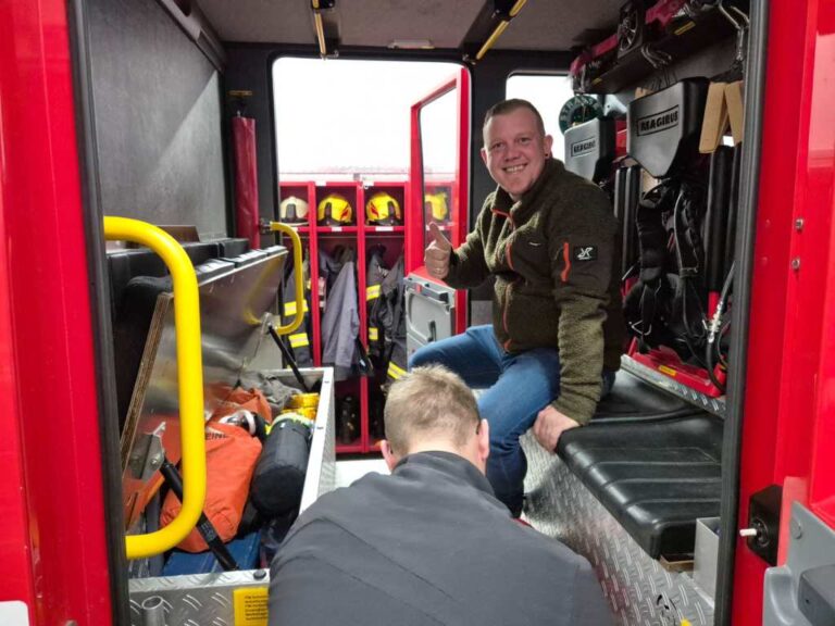 30.12.2024 Arbeitstag & Übergabe einer Einsatzjacke an BGM Josef Reiseder