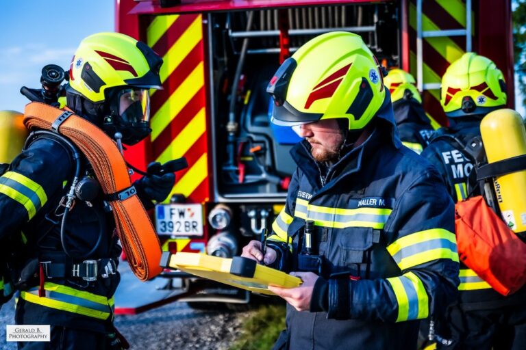 06.06.2024 Monatsübung: „Rettung und Brandbekämpfung im landwirtschaftlichen Objekt“