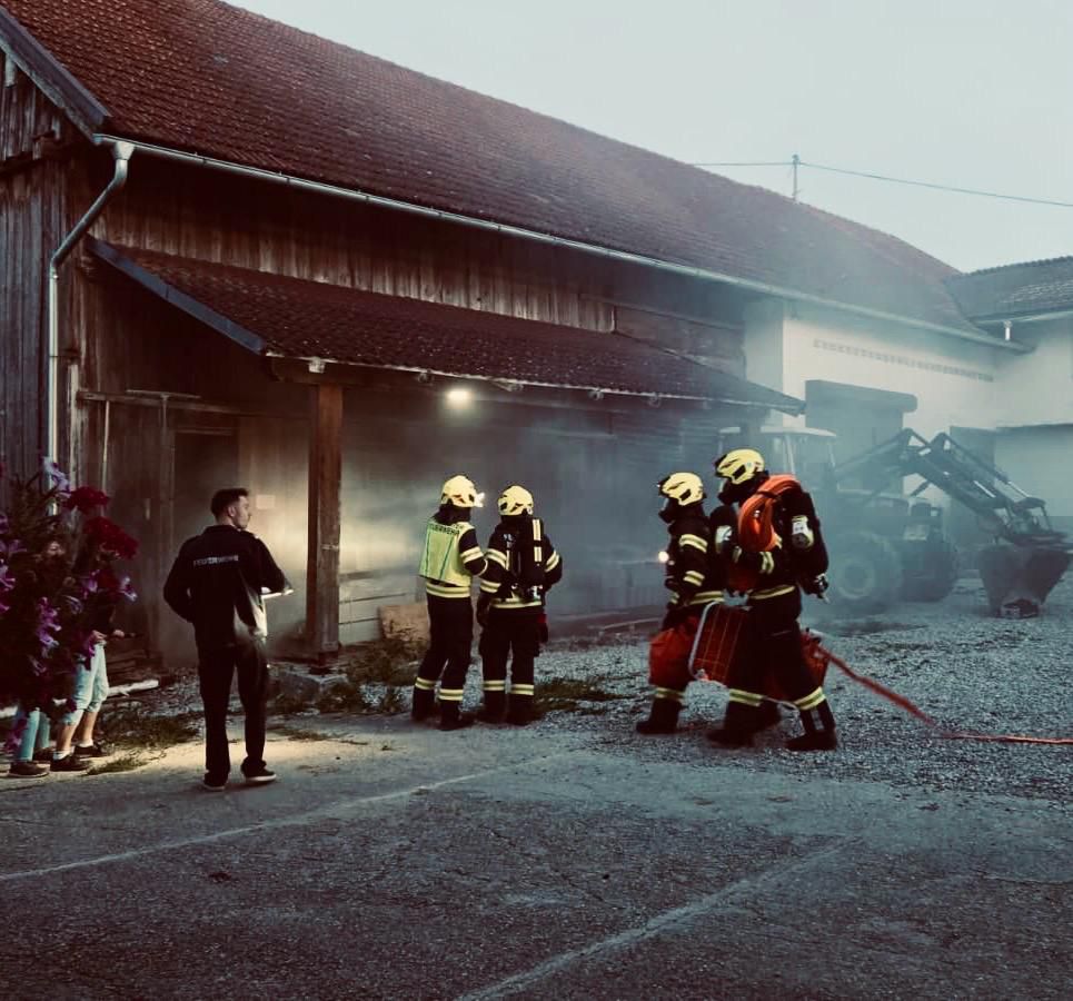 04.09.2025 | Monatsübung Thema Brand Wohnhaus